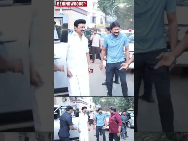 Car-அ விட்டு இறங்குனதும் Parthiban அடித்த Counter  சிரிச்சுட்டே வந்த CM Stalin, Udhay 