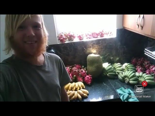 What A Fruitarian Eats Stuck At Home For 2 Weeks In Vietnam