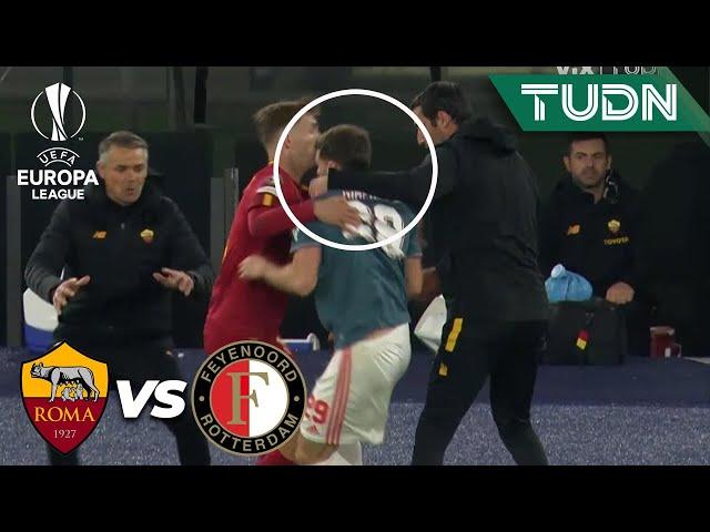 ¡ASISTENTE LE PEGA A SANTI GIMÉNEZ! Se volvió LOCO | Roma 0-0 Feyenoord | UEFA Europa League 22/23