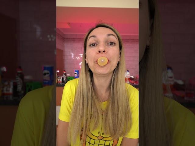 big bubble gum balloon - who won?