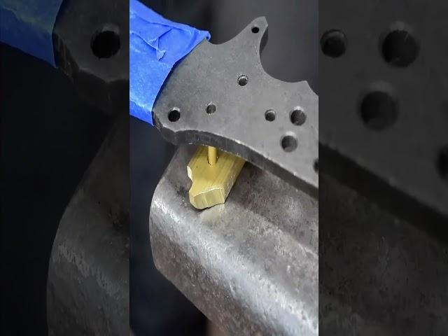 Turning a Farm Plow Disc into a Legendary Kukri – ASMR Forging