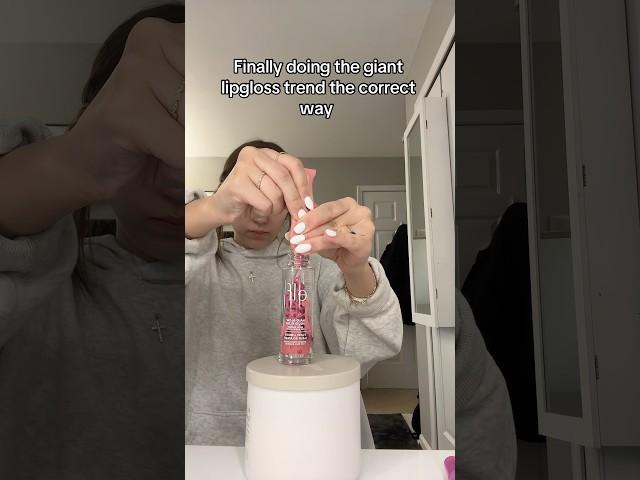 Doing the elf halo glow lipgloss trend