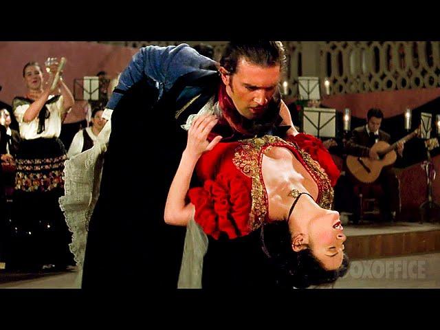 Zorro WILL steal your girl on the dancefloor | The Mask of Zorro | CLIP