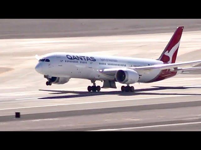 Plane Retracts Gear Too Early