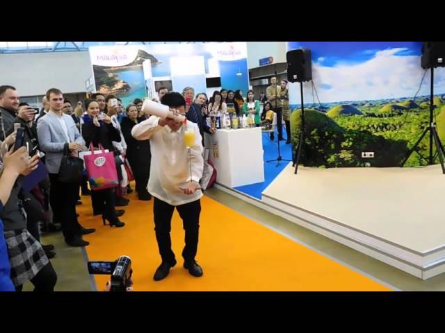 Barmen show by Dennis Barela on MITT Moscow. Бармен шоу