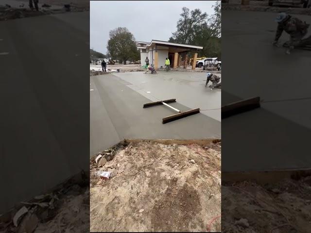 Excelente técnica para trabajar fácil el concreto  #construction #skills #concrete #usa #mexico