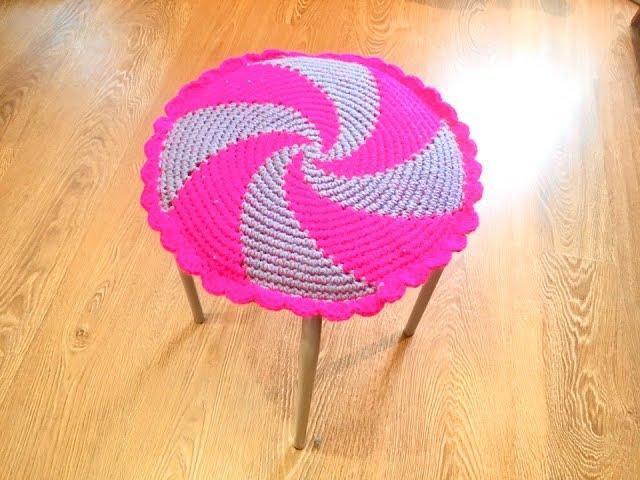 Сидушка на круглую табуретку крючком/Crochet round stool seat