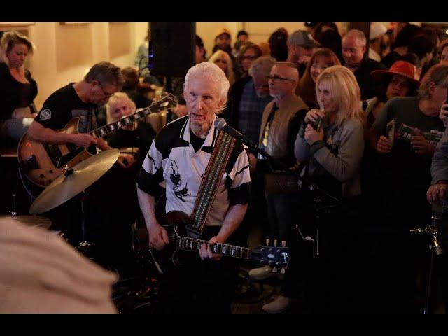 "BACK DOOR MAN" - Robby Krieger (The Doors) LIVE Dec. 2024