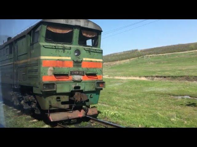 Из окна поезда - Тепловоз 3ТЭ10М-1103 / Diesel locomotive 3TE10M-1103