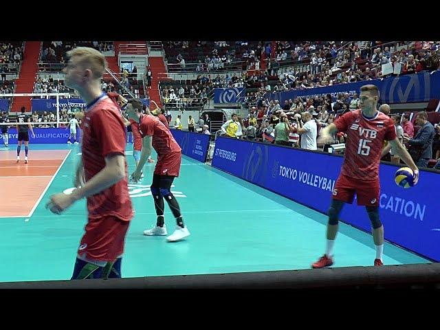 Volleyball. Warm-up with balls. Victor Poletaev, Dmitry Volkov, Ilyas Kurkaev and the Russian team