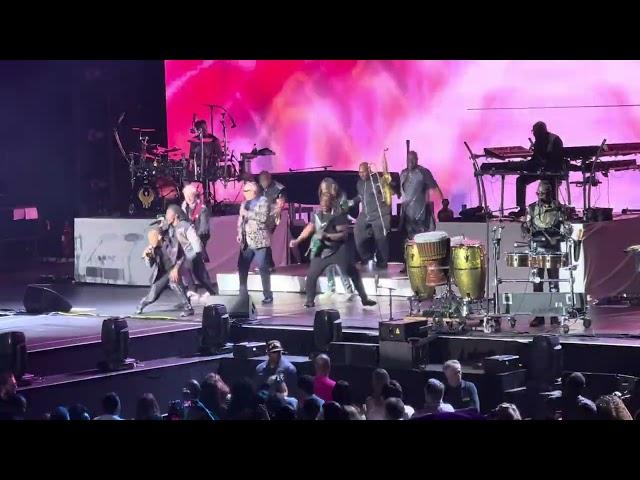 Earth Wind & Fire - Let's Groove - Live New York City 8/14/23