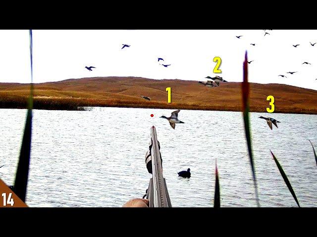 Wigeon TRIPLE and Duck Limit with a 28 Gauge! | Solo KAYAK Duck Hunt