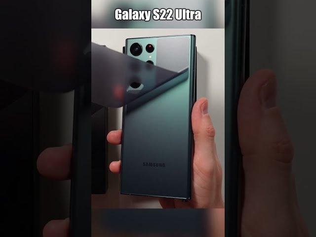 Nothing Phone (1) vs Samsung S22 Ultra Unboxing  #Shorts