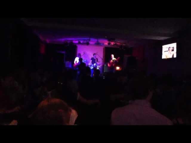 Autumn Sunshine - So Lazy live @ Куклы-Пистолеты 19.10.11