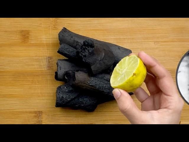 Mix lemon with charcoal and you'll be amazed by the result!