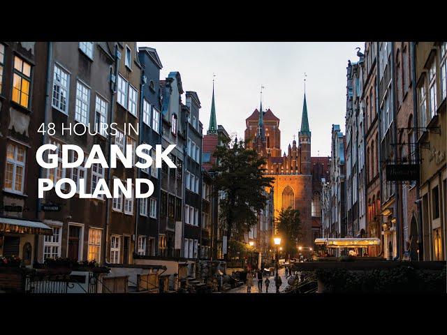 48 Hours in Gdansk, Poland // Most Colorful Town in Poland