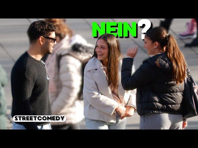 HAT SCHON JEMAND GESAGT WIE GUT IHR AUSSEHT? KEIN WUNDER | Streetcomedy