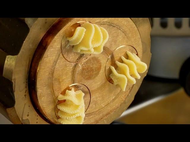 Extruded Pasta using bronze die. How It Works , Recipe and more. Stella by Arcobaleno #Pasta