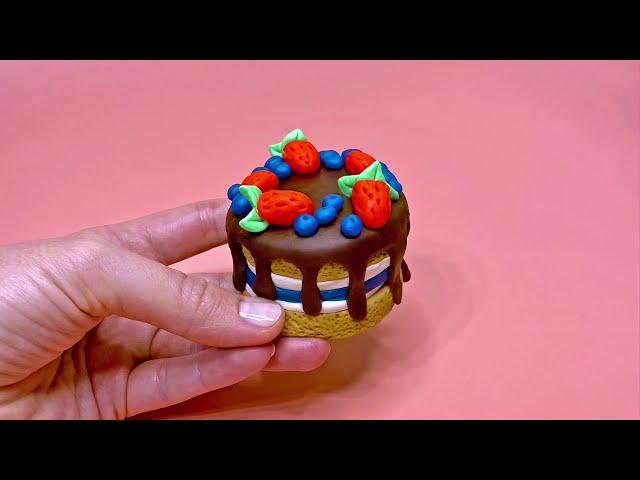 Легко лепим торт с детьми из Play-Doh