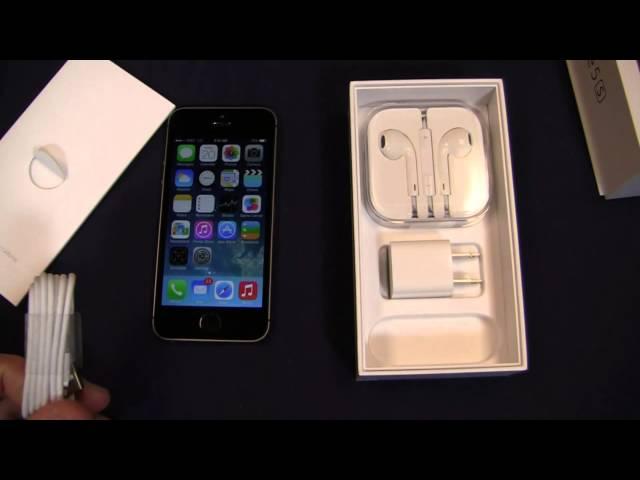 Apple iPhone 5s Unboxing!