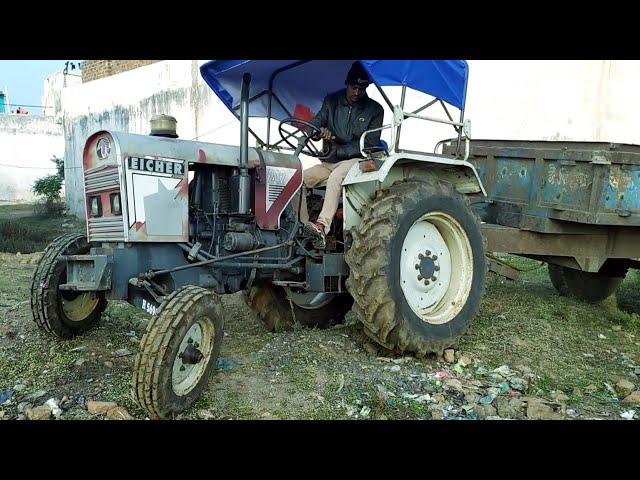 Eicher 242 Tractor with Full Loaded Trolley of 2000 Brick's Pulling Very Easily