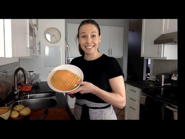 How to Chop a Cantaloupe