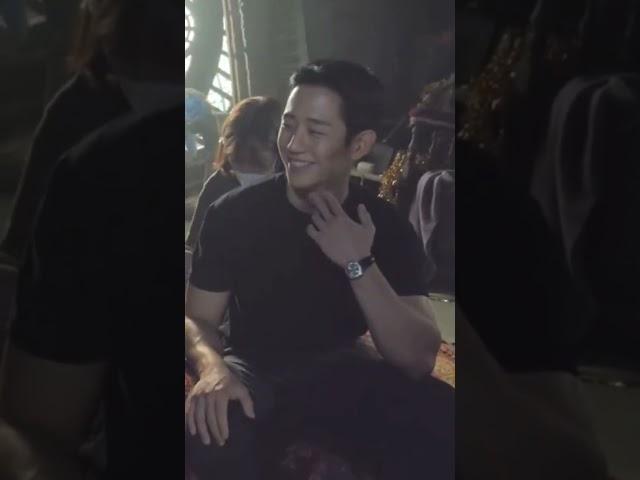 Hae-in's cute reaction on jisoo sneezing