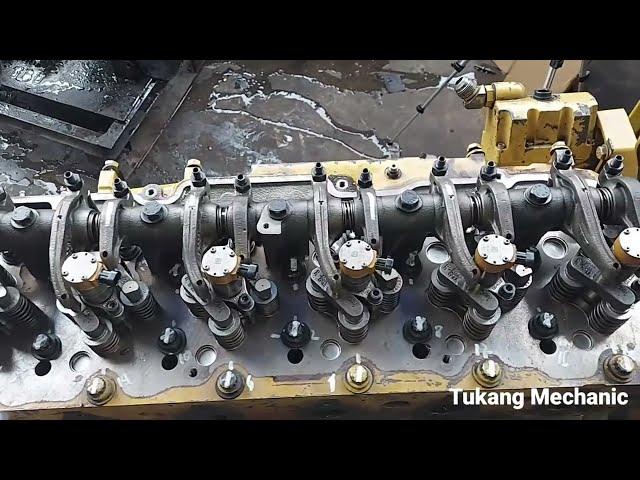 Adjust valve clearance Engine CAT c9