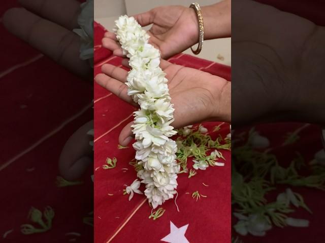 Traditional Jasmine Flower making #jasmine #flowers #howto #tie #string #shorts #easy #tricks