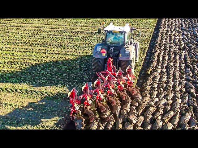 Harvesting Efficiency with KUHN Vari-Master L Smart Plough | FENDT 933 Vario Precision in Action