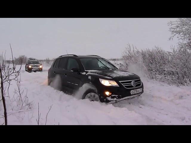 Reno Duster vs VW Tiguan off road 4x4 snow