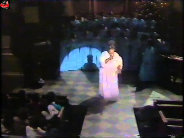 Marion Williams - When Was Jesus Born? (Live video 1980's)