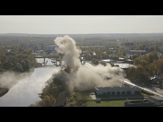 Tartu Katlamaja korstna õhkimine - slow-mo