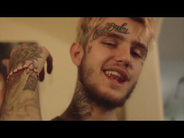 Lil Peep's hairstyle chronology based on his video clips