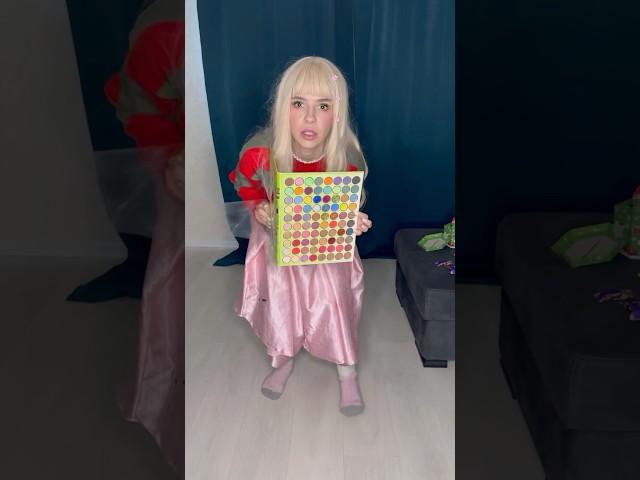 Вилка хвастается Варе! Часть 3 #shorts