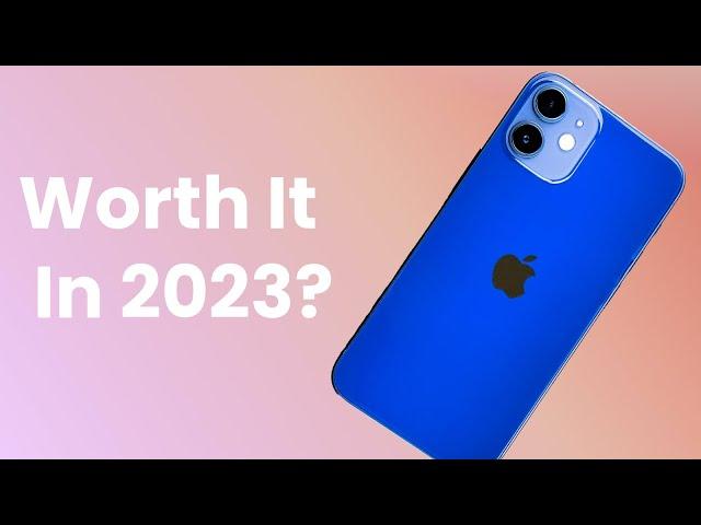 The mini King - iPhone 12 mini - Worth it in 2023? (Real World Review)