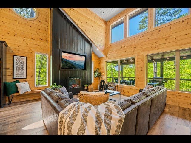 Saddle Creek Mountain Cabin - Sevierville, TN