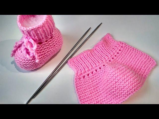 Knitted booties. SIMPLE BOOTS ON TWO SPOKES