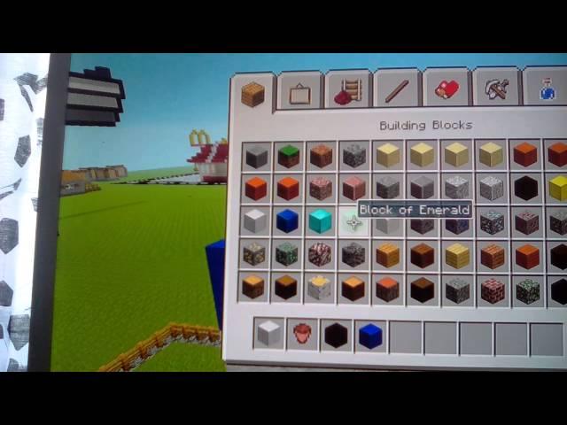 Building time \ Henry peeing man