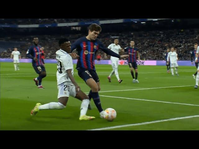 Marcos Alonso vs Real Madrid Away (2/03/2023)