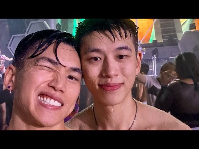 Tongue Kissing in the Rain ️️️ Boy Love Gay Couple Vlog Hong Kong