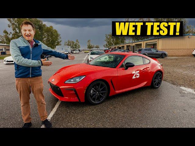 Testing The Toyota GR86 On A Very Rainy Wet Track!