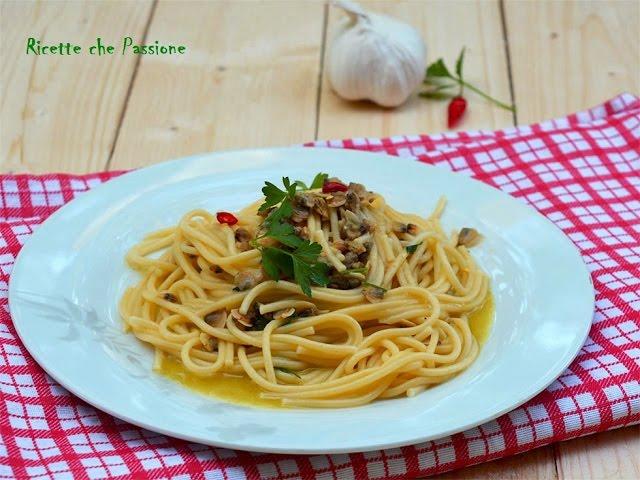 Spaghetti con vongole surgelate - Ricette che Passione