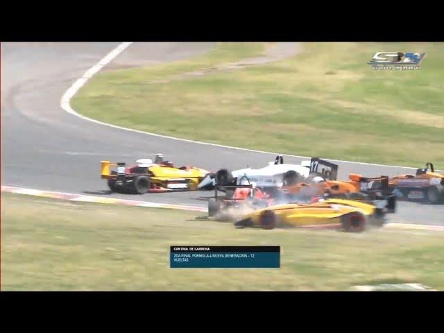 Formula 4 Nueva Generacion 2021. FR2 Autódromo Juan y Oscar Gálvez. Start Crash