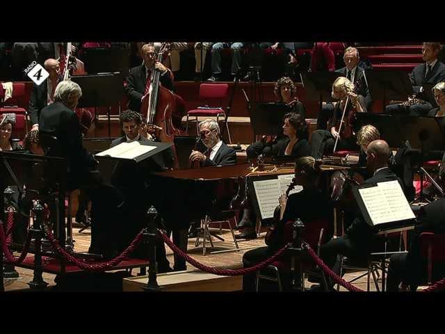 Beethoven: Pianoconcert nr.2 - Arthur Jussen - Frans Bruggen - Live Concert