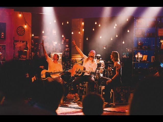 Christina Stürmer feat. Sportfreunde Stiller - Ein Kompliment (MTV Unplugged)