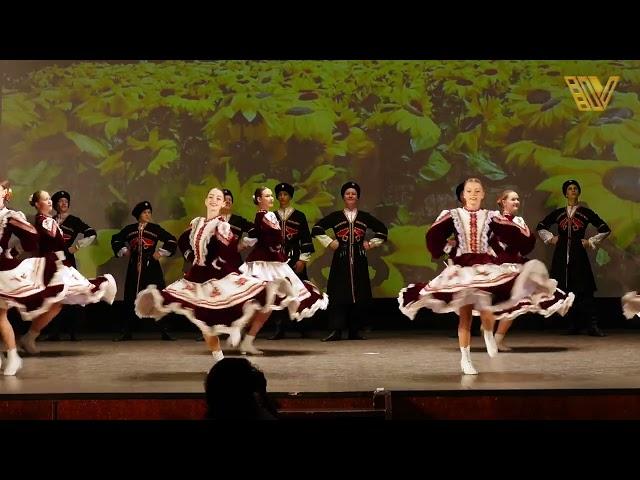 Ensemble of folk dance TANOK. Dance - COSSACKS / Ансамбль народного танца ТАНОК. Танец-УДАЛЫЕ КАЗАКИ