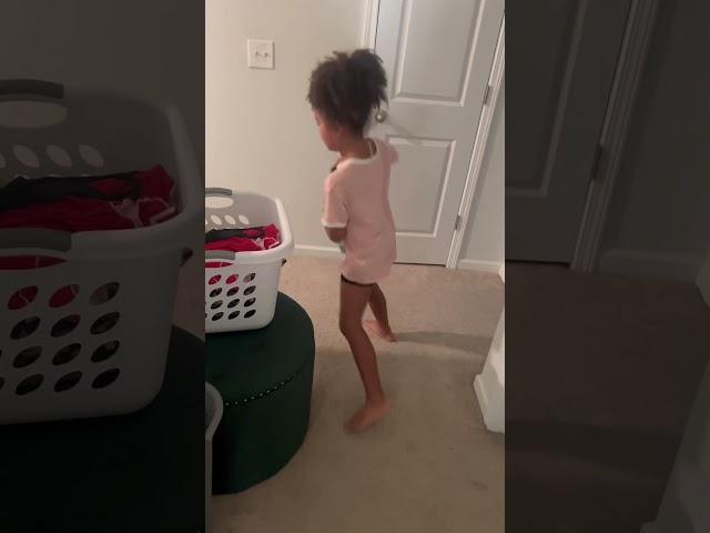 Scarlett acting like her mom #scarlettgray #funny #shorts