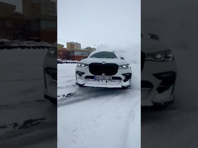 #Дрифт на BMW X7 #shorts #shortsvideo