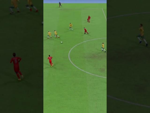 How to quickly split up the defense in a counterattack #fifa23